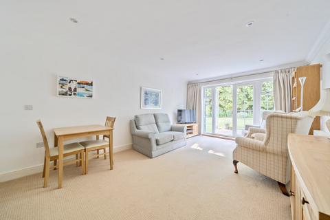 2 bedroom apartment for sale, Chilbolton Avenue, Winchester, Hampshire, SO22