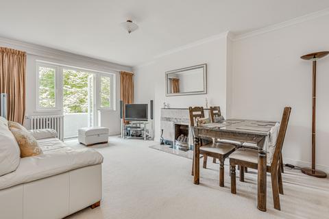 2 bedroom flat for sale, Norfolk House, Courtlands, Sheen Road, Richmond