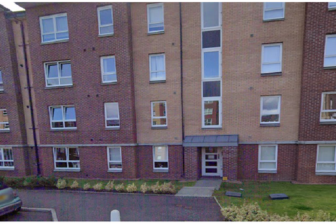 2 bedroom flat to rent, Springfield Gardens, Glasgow G31