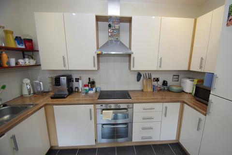 2 bedroom apartment to rent, Silas Court, Lockhart Road, Watford, WD17