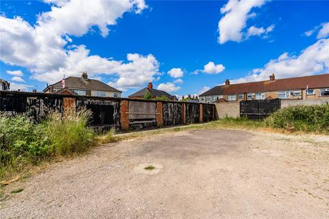 Garage for sale, Wimborn Avenue, Grimsby, DN34