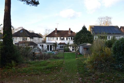 4 bedroom detached house for sale, Prospect Avenue, Hampshire GU14