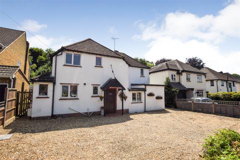 4 bedroom detached house for sale, Prospect Avenue, Hampshire GU14