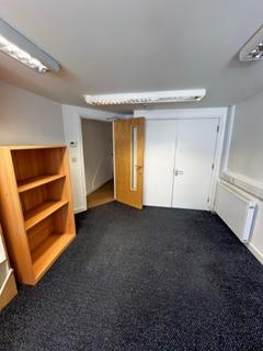 Office to rent, Fore Street, Bodmin, Cornwall, PL31