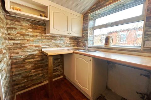 2 Albany Street, Oldham, OL4 2NT