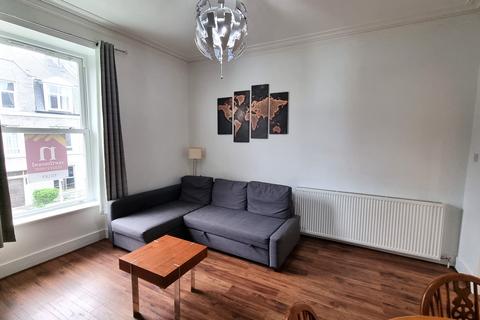 2 bedroom flat to rent, Richmond Terrace, Rosemount, Aberdeen, AB24