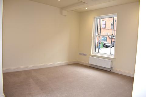 2 bedroom flat to rent, Church Street, Hungerford RG17