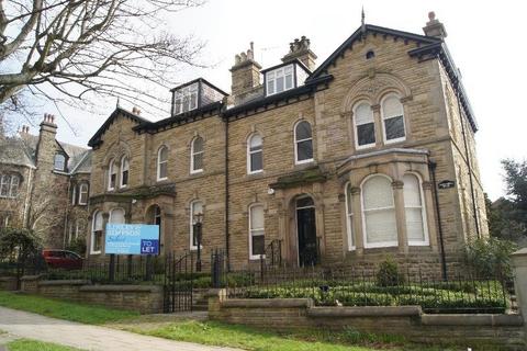 2 bedroom flat to rent, Alexandra Road, Harrogate, North Yorkshire, HG1