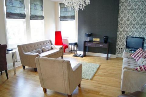 2 bedroom flat to rent, Alexandra Road, Harrogate, North Yorkshire, HG1