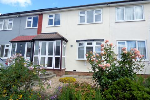 3 bedroom terraced house for sale, Limerick Gardens, Upminster RM14