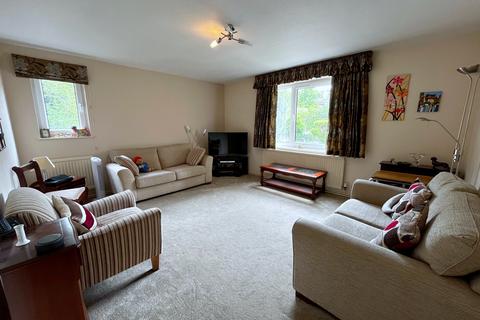 2 bedroom flat for sale, London Road, Leicester LE2