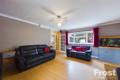 64 Napier Road, Ashford, TW15 1TG