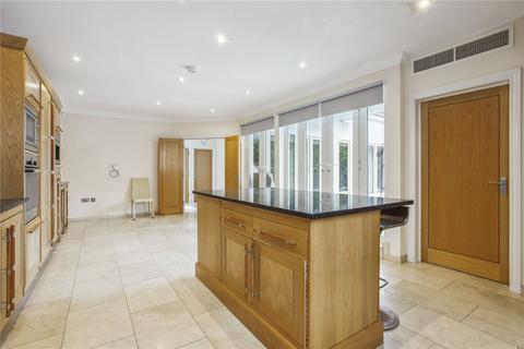 3 bedroom penthouse for sale, Dorchester Mansions, Cross Road, Sunningdale, Berkshire, SL5