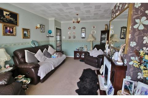 3 bedroom bungalow for sale, Otago Close, Peterborough PE7