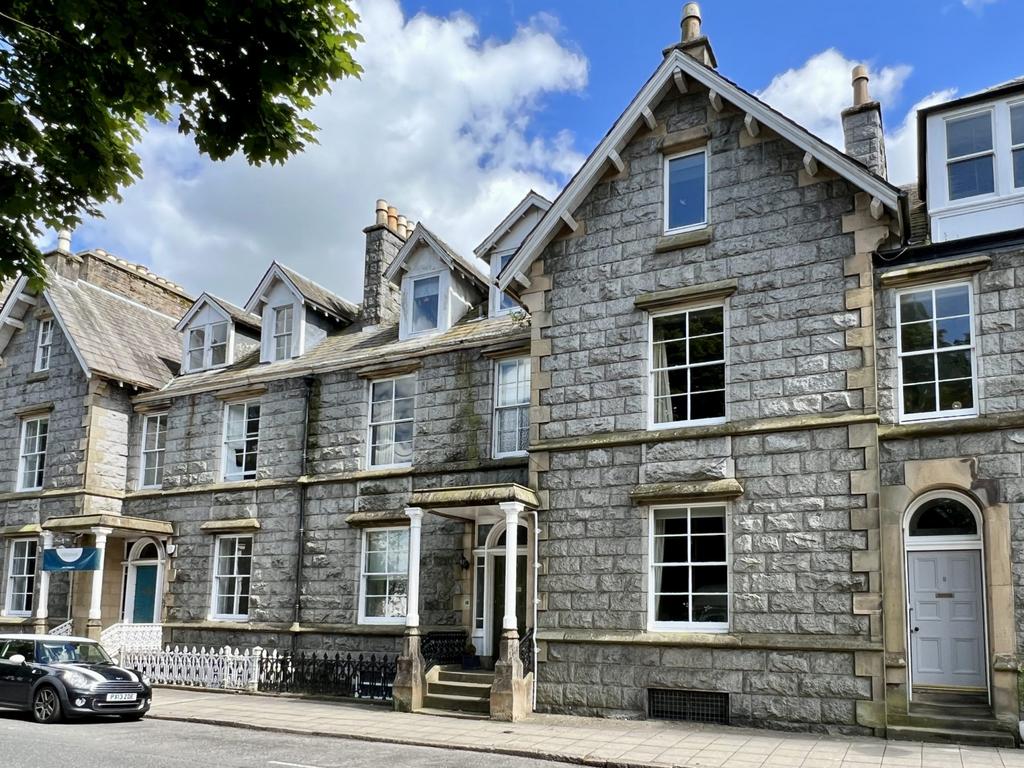 1 Mews Lane, Kirkcudbright - Williamson and Henry