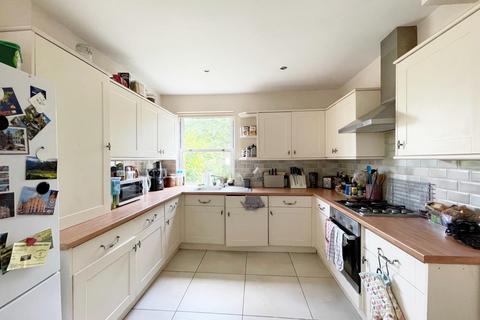 3 bedroom house to rent, Athenlay Road, Peckham, London, SE15