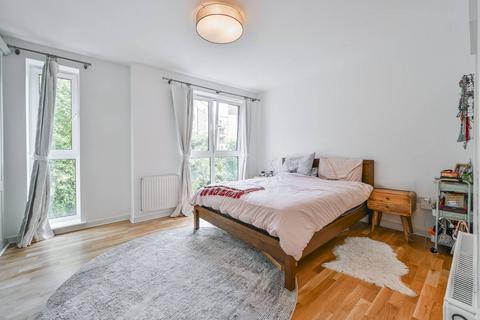 5 bedroom house to rent, Hertford Road, De Beauvoir Town, London, N1