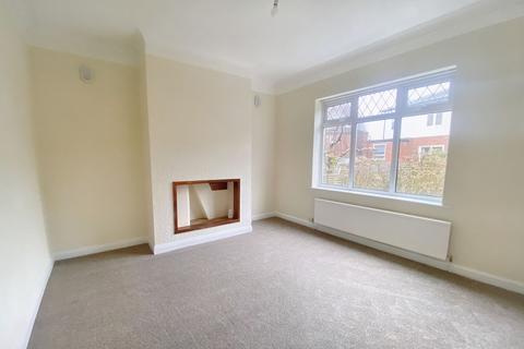 3 bedroom semi-detached house to rent, Worsley Road, Manchester M27