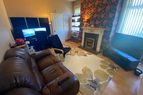 2 bedroom ground floor flat for sale, Gateshead NE10