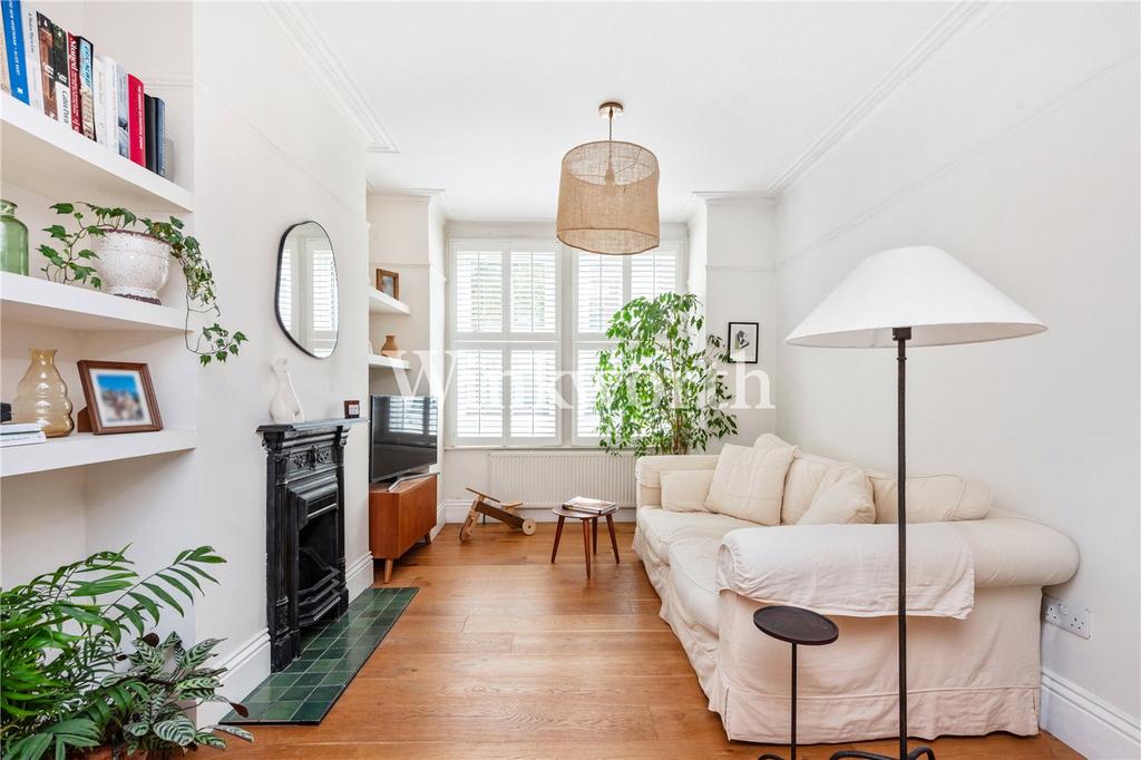 Napier Road, London, N17 2 bed terraced house for sale £675,000