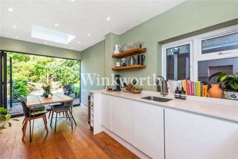 69 Napier Road, London, N17 6YG