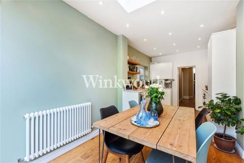 69 Napier Road, London, N17 6YG