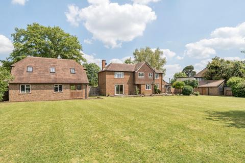 3 bedroom detached house for sale, Old Holbrook, Horsham RH12