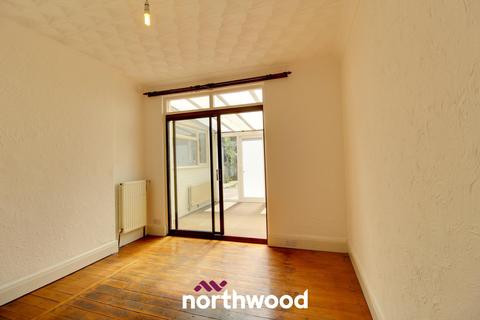 8 Manor Drive, Doncaster, DN2 6BX