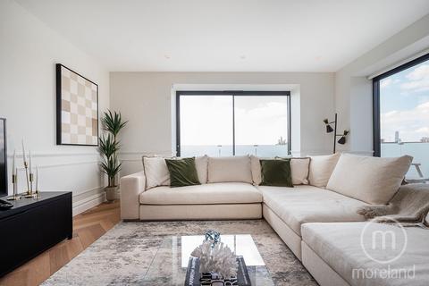 3 bedroom apartment for sale, Jonah Court, London NW11