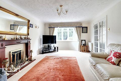 5 bedroom detached house for sale, Eland Way, Cambridge