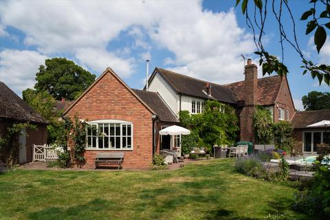 6 bedroom detached house for sale, The Street, Waltham St. Lawrence, Reading, Berkshire, RG10