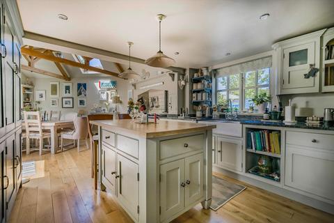 6 bedroom detached house for sale, The Street, Waltham St. Lawrence, Reading, Berkshire, RG10