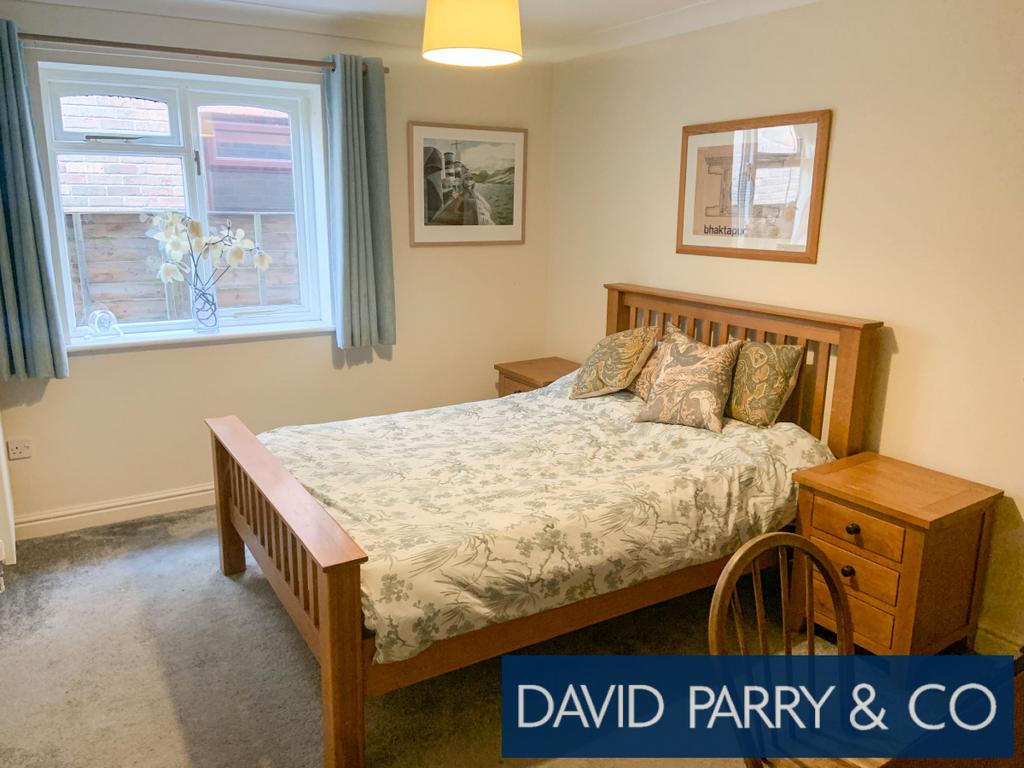 3 bedroom detached bungalow