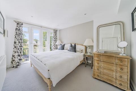 4 bedroom semi-detached house for sale, Downsview Close, Downside, Cobham, Surrey, KT11
