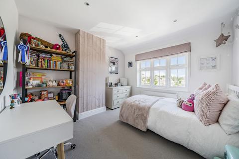 13 Downsview Close, Downside, Cobham, KT11 3NS
