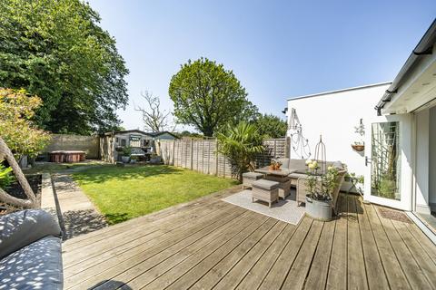 13 Downsview Close, Downside, Cobham, KT11 3NS