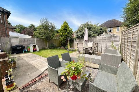 11 Barwick Close, Rustington, Littlehampton, BN16 3TT