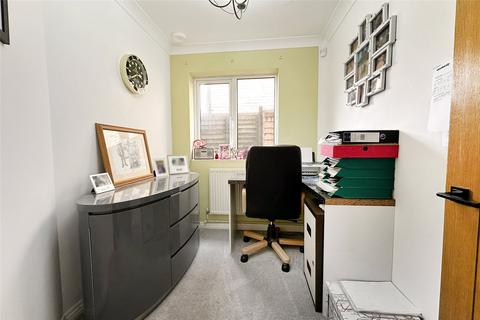 11 Barwick Close, Rustington, Littlehampton, BN16 3TT