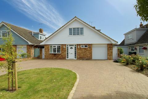 3 bedroom detached house for sale, Regis Avenue, Aldwick Bay Estate, Bognor Regis, West Sussex PO21