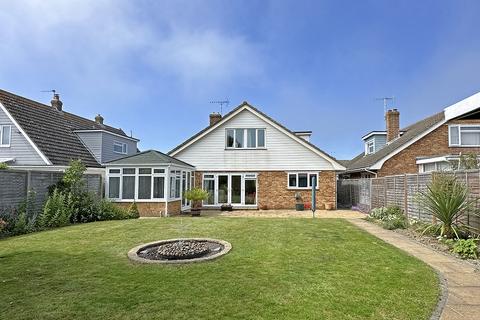 3 bedroom detached house for sale, Regis Avenue, Aldwick Bay Estate, Bognor Regis, West Sussex PO21