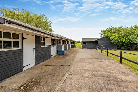 6 bedroom equestrian property for sale, Vicarage Lane, Mundon, Maldon, Essex