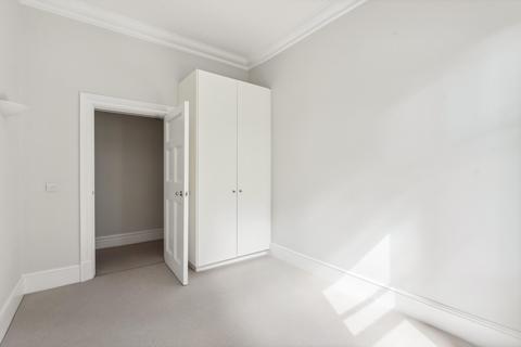 2 bedroom flat to rent, Court Lodge, 48 Sloane Square, Knightsbridge, London, SW1W