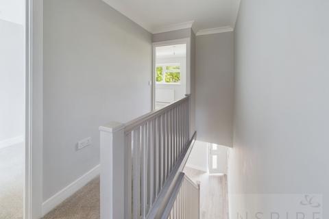 98a Three Bridges Road, Crawley, RH10 1JL