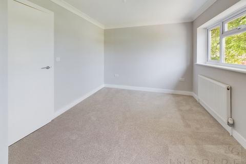 98a Three Bridges Road, Crawley, RH10 1JL