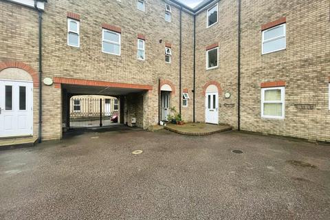 2 bedroom flat for sale, Montanari Court, Grantham, NG31