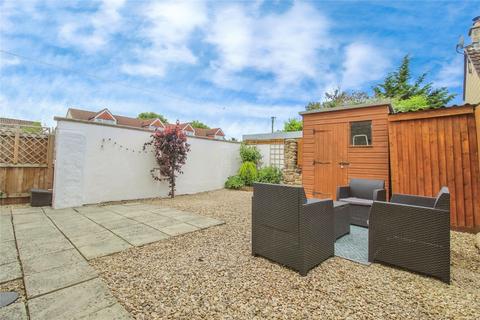 8b Orchard Drive, Southwick, Trowbridge, BA14 9NT
