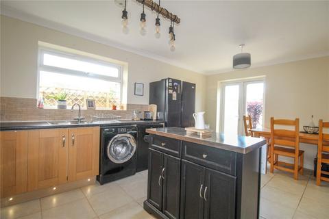 8b Orchard Drive, Southwick, Trowbridge, BA14 9NT