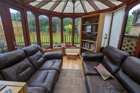 1, Llys Y Nant Kings Road, Llandybie, Ammanford, SA18 2TL