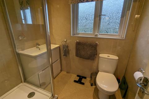 1, Llys Y Nant Kings Road, Llandybie, Ammanford, SA18 2TL