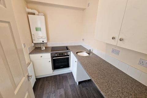 1 bedroom flat to rent, Askern Road, Doncaster DN6